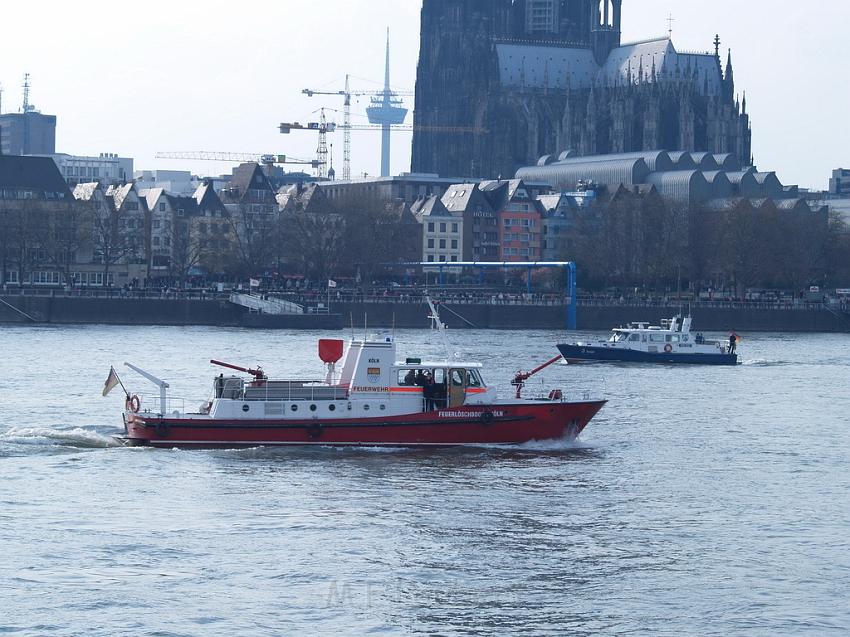 Loeschboot Branddirektor Hans   P081.JPG